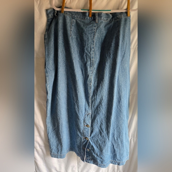 C. J. Banks Denim Skirt 22W - Picture 2 of 9
